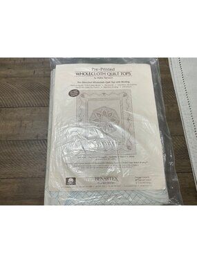 Benartex Wholecloth Pre-Printed Quilt Top Feathered Pineapple #781 Size 90"x108"